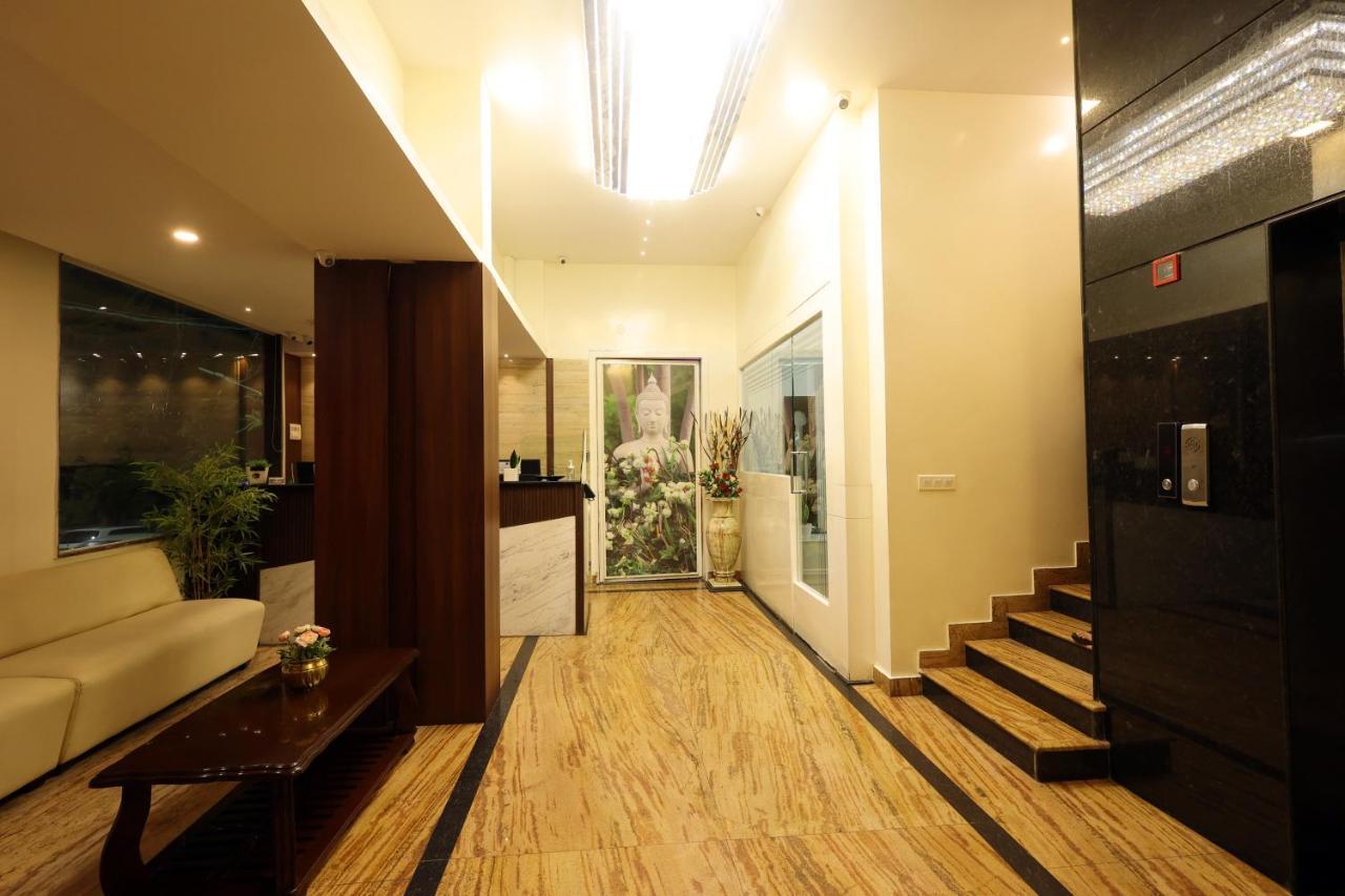 Grand Regency Rajajinagar, Iskcon Temple - Wtc Hotel Bangalore Exterior foto