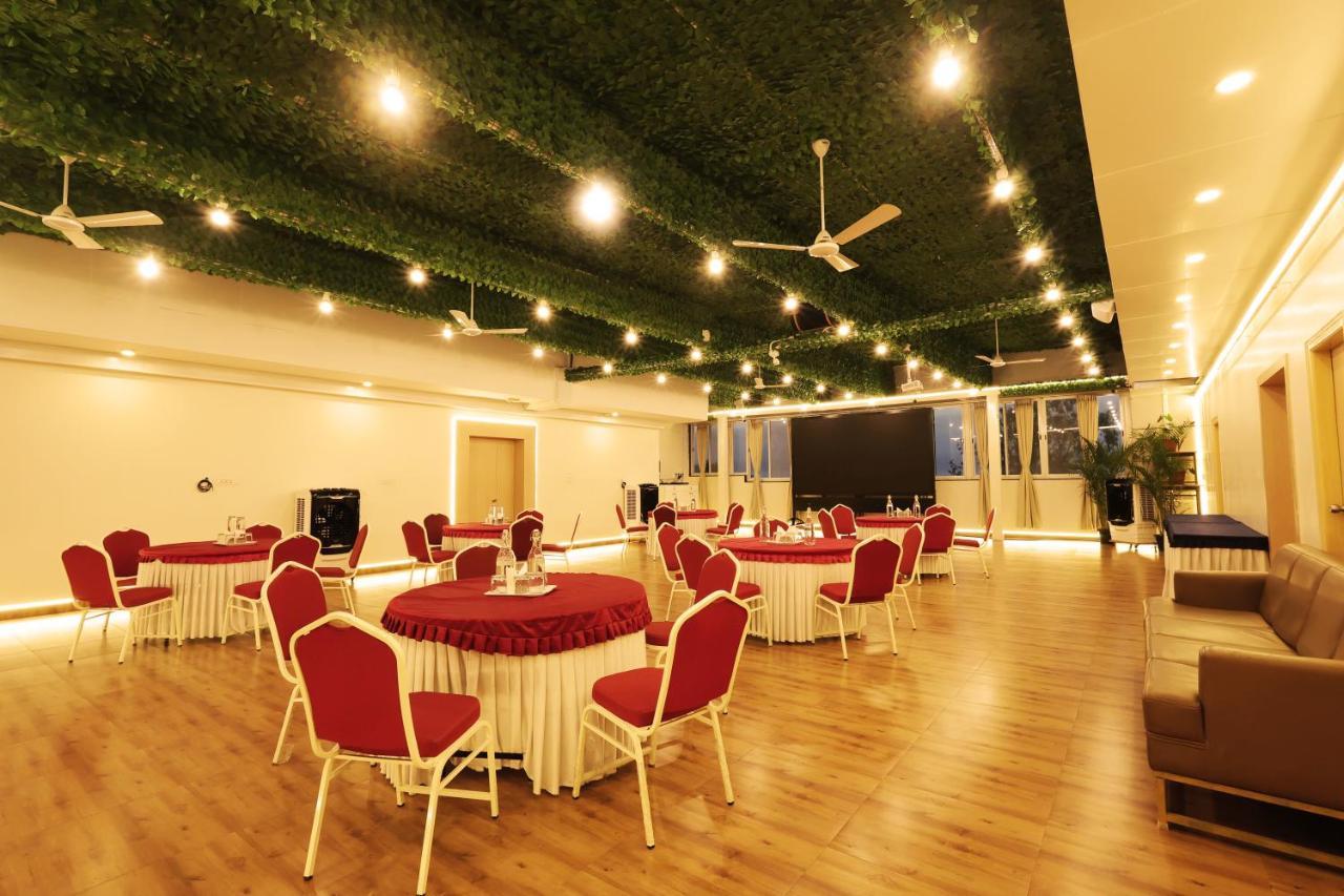 Grand Regency Rajajinagar, Iskcon Temple - Wtc Hotel Bangalore Exterior foto